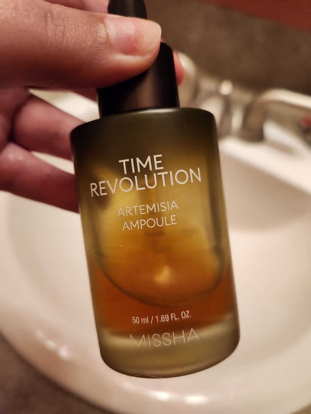 MISSHA Time Revolution Artemisia Ampoule review photo by emmyrochon