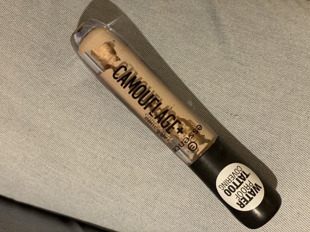 Essence Camouflage+ Matt Concealer review photo by rachymaty