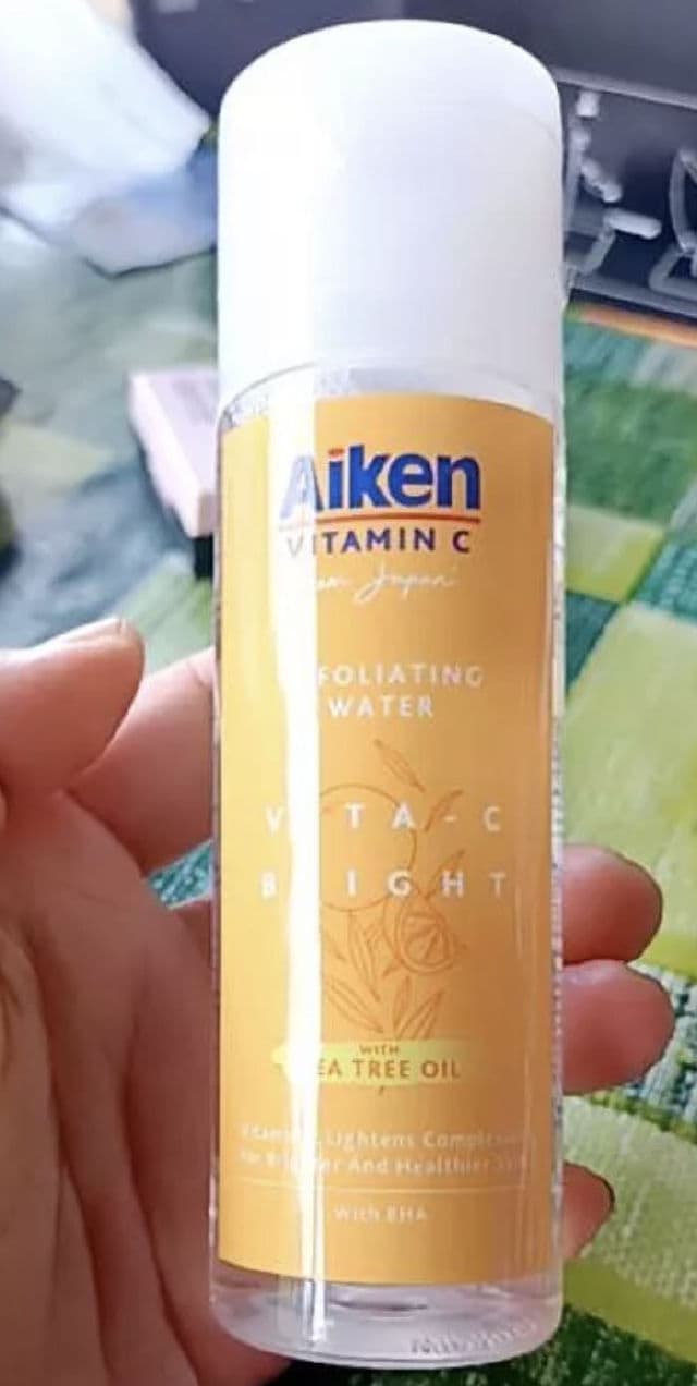 Aiken Vita-C Brightening Exfoliating Water review photo by shortfiee