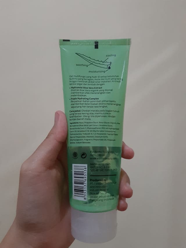 Wardah Nature Daily Aloe Hydramild Multifunction Gel review photo by 24carats