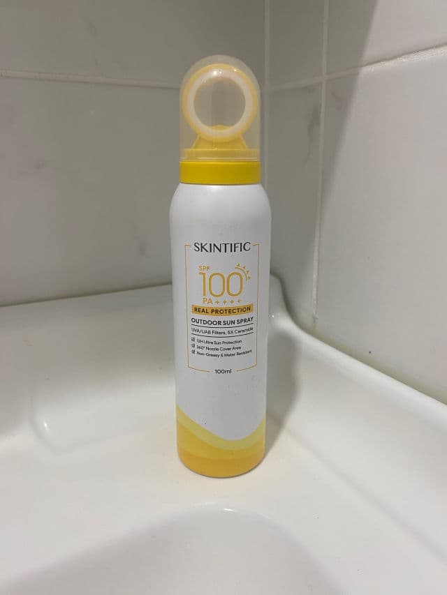 Skintific Outdoor Sunspray Sunscreen Mist SPF 100 PA++++ review photo by hyexxna