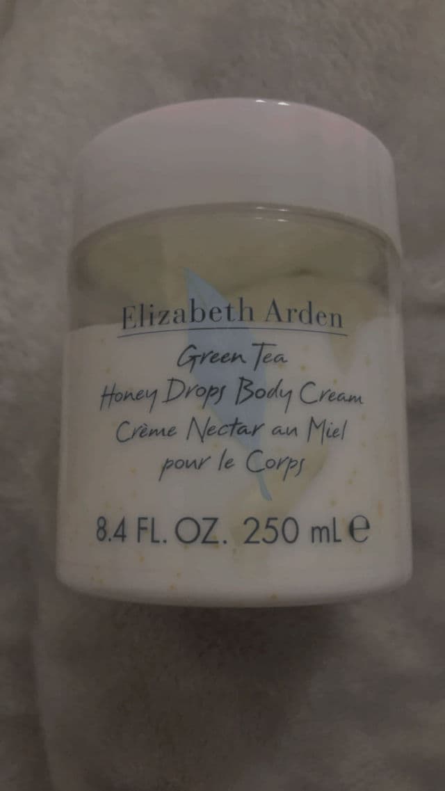 Elizabeth Arden Green Tea Honey Drops Body Cream review photo by xhesi08