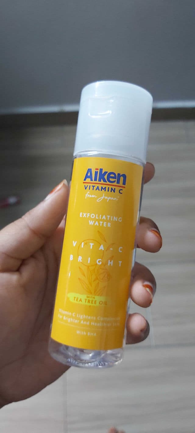 Aiken Vita-C Brightening Exfoliating Water review photo by LavSha