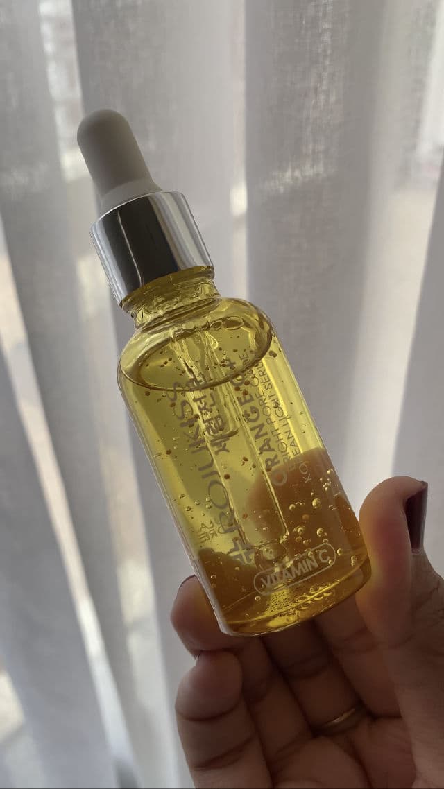 Rojukiss Orange C+ Bright Pore-Care Korean Light Serum review photo by amandaaarum