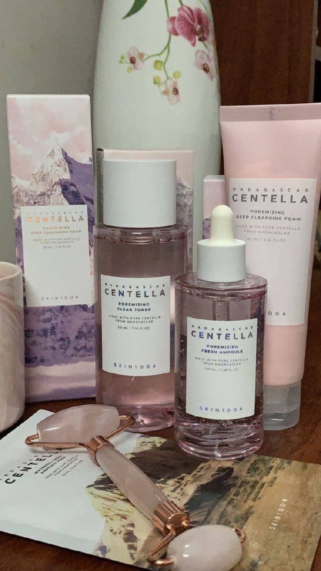 Centellian24 Madeca Derma Shield Cooling Sun Stick SPF 50+ PA++++ review photo by Lorena18