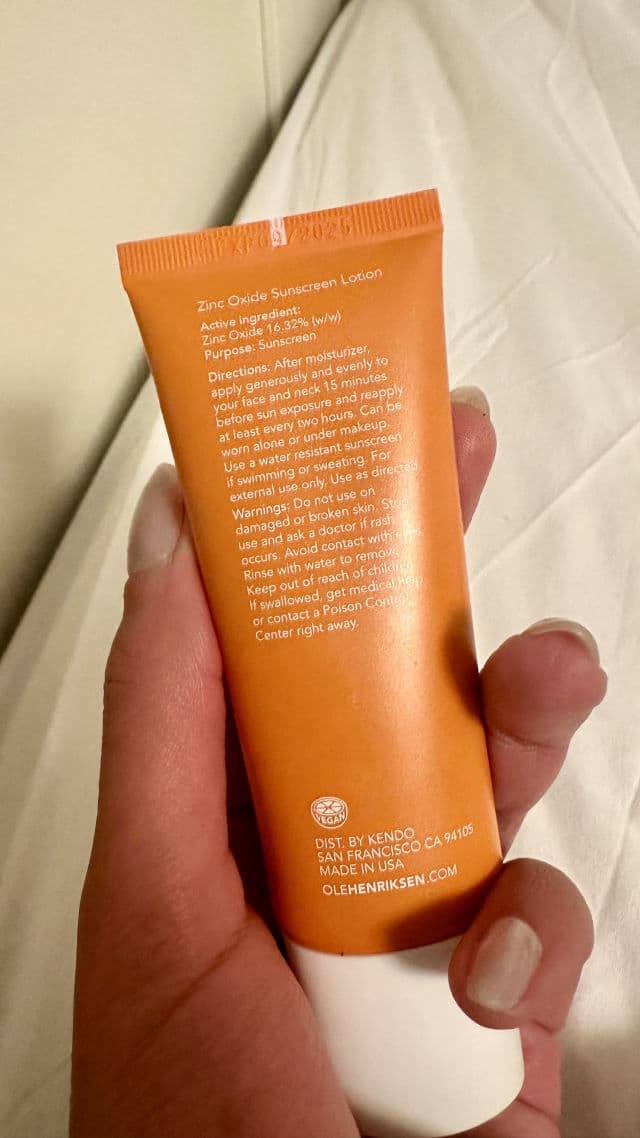 Olehenriksen Banana Bright Mineral Sunscreen SPF 30 review photo by DoniaG