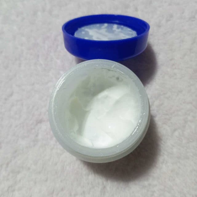 Kojie San DreamWhite Anti-Aging Cream with Sunscreen SPF30 review photo by BrenVanille