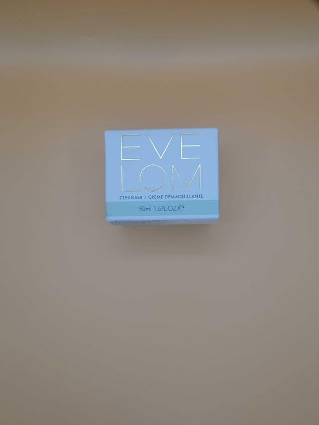 Eve Lom Cleanser review photo by Minnie40