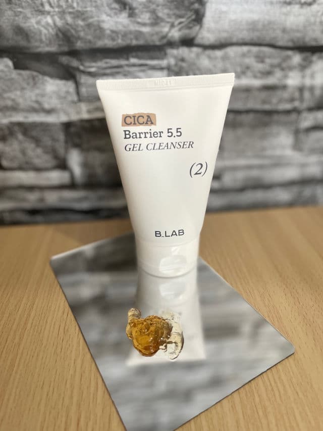 B_LAB Cica Barrier 5.5 Gel Cleanser review photo by Beespacenaa