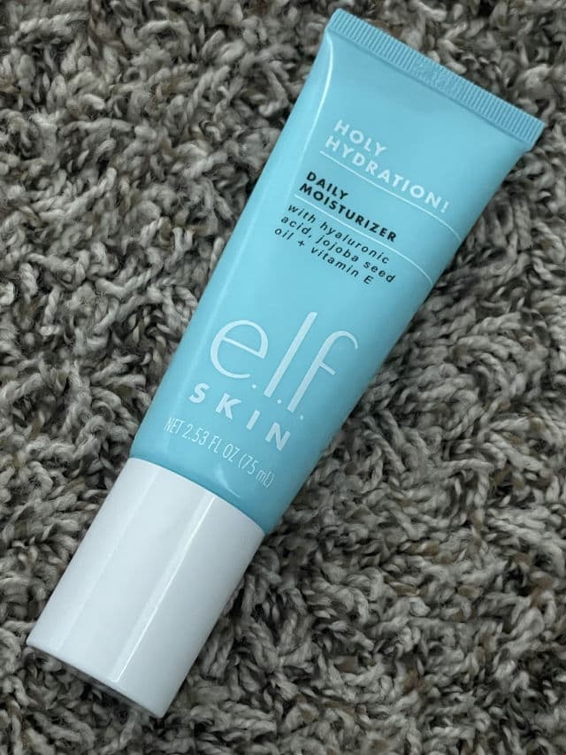 ELF Holy Hydration! Daily Moisturizer review photo by Beespacenaa