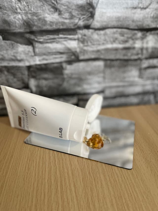 Cica Barrier 5.5 Gel Cleanser product review