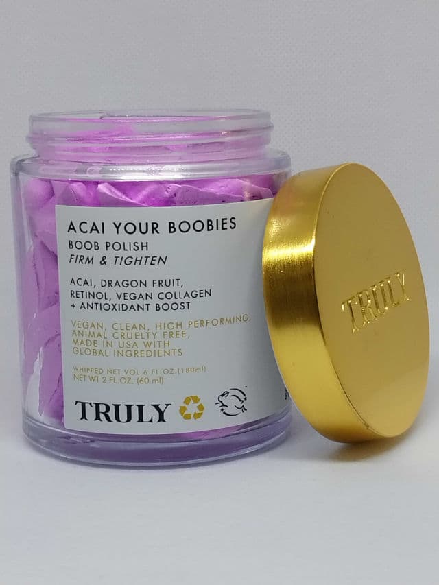 Truly Acai Your Boobies Polish review photo by FluffyBunnyWarrior