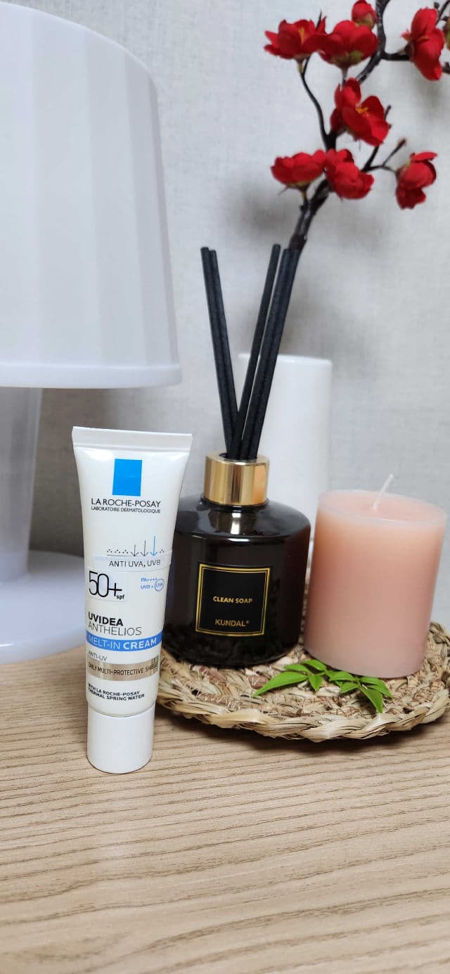 La Roche-Posay Uvidea XL Melt-In Tinted Cream SPF50 review photo by lauencorea