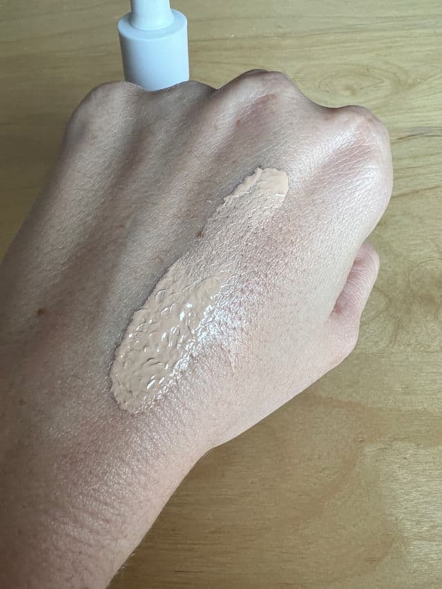 Catrice 001N review photo by thegl0wfactor