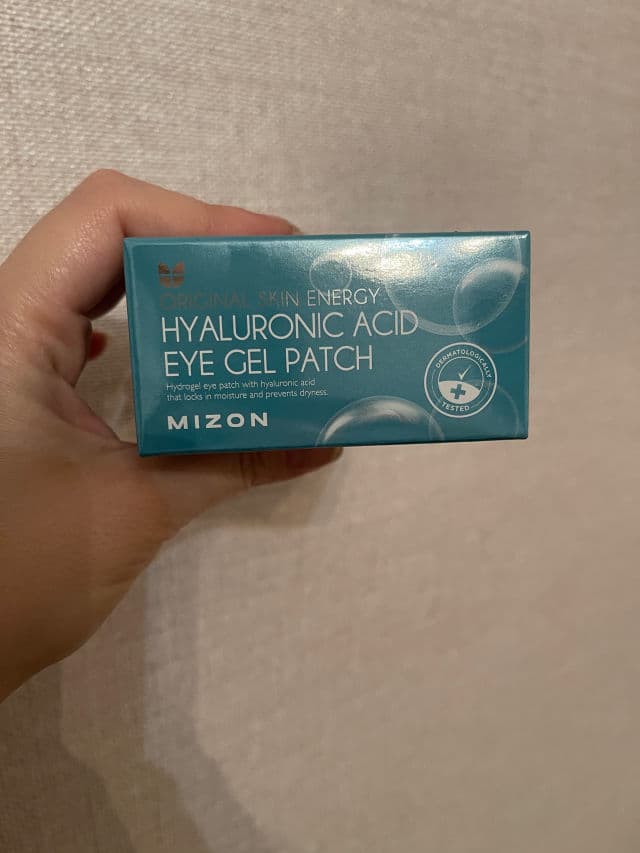Mizon Hyaluronic Acid Eye Gel Patch review photo by SalomeKaladze