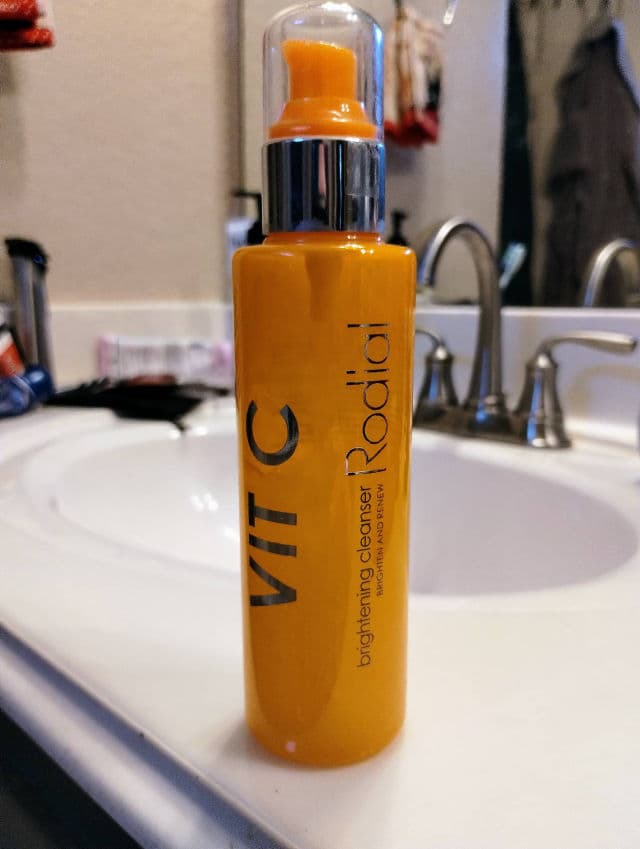 Rodial Vit C Brightening Cleanser review photo by xyayrainbows