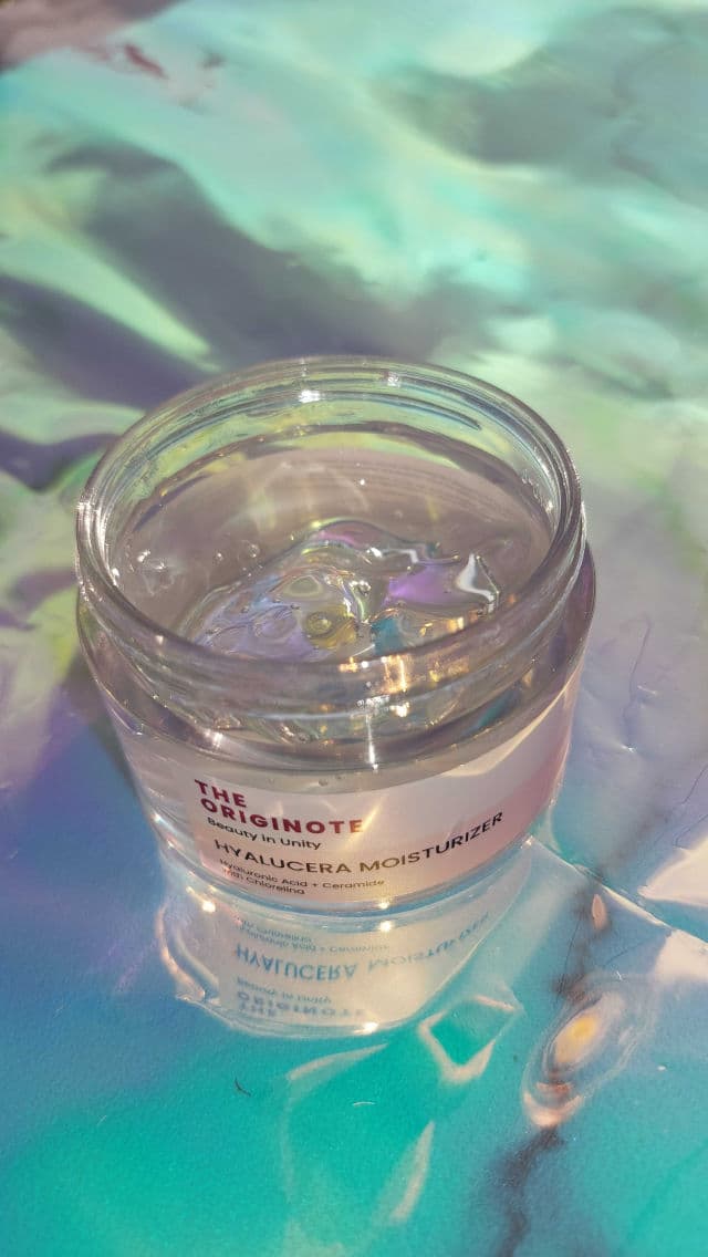 The Originote Hyalucera Moisturizer - Hyaluronic Acid + Ceramide + with Chlorelina review photo by Rizkhidwios