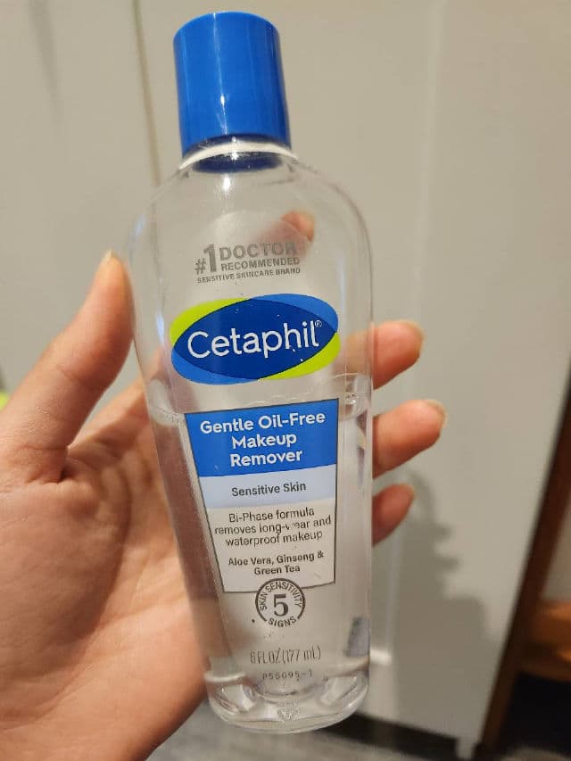 Cetaphil Gentle Makeup Remover review photo by Lynngo
