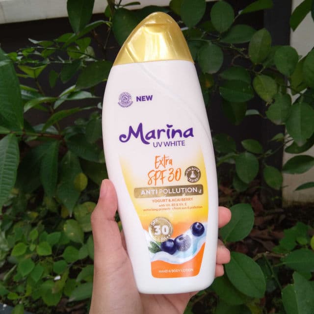 Marina UV White Extra SPF 30 PA++ Anti Pollution Yoghurt & Acai Berry review photo by dichanp