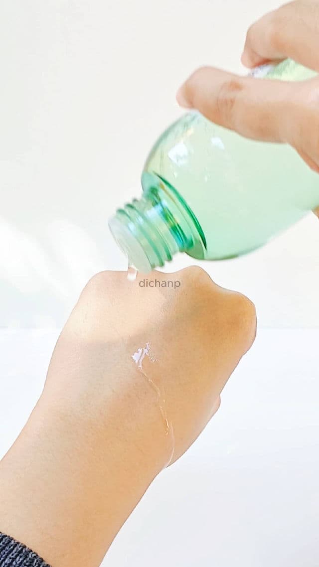 SKINFOOD Shine Muscat BHA 2% Toner review photo by dichanp