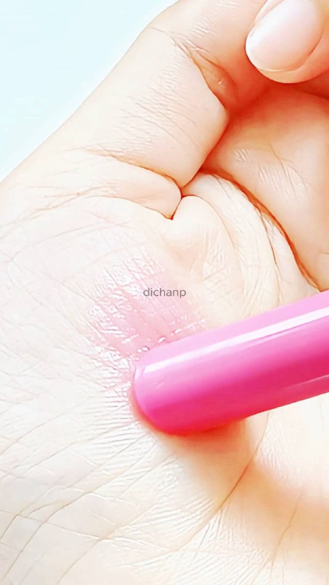 Watsons Daily Protection Sunscreen Magic Lip Balm SPF30 PA++++ review photo by dichanp