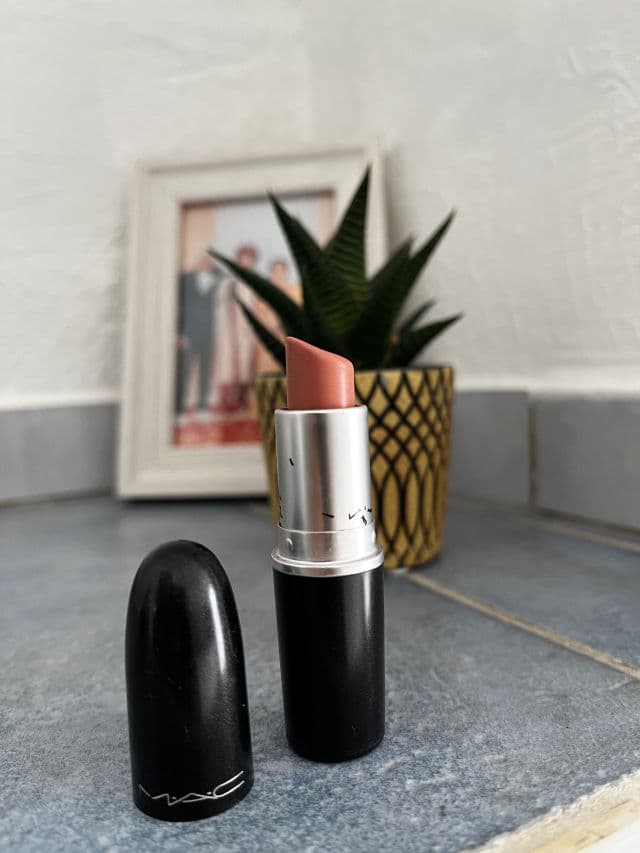 MAC Velvet Teddy review photo by Geetaplanty