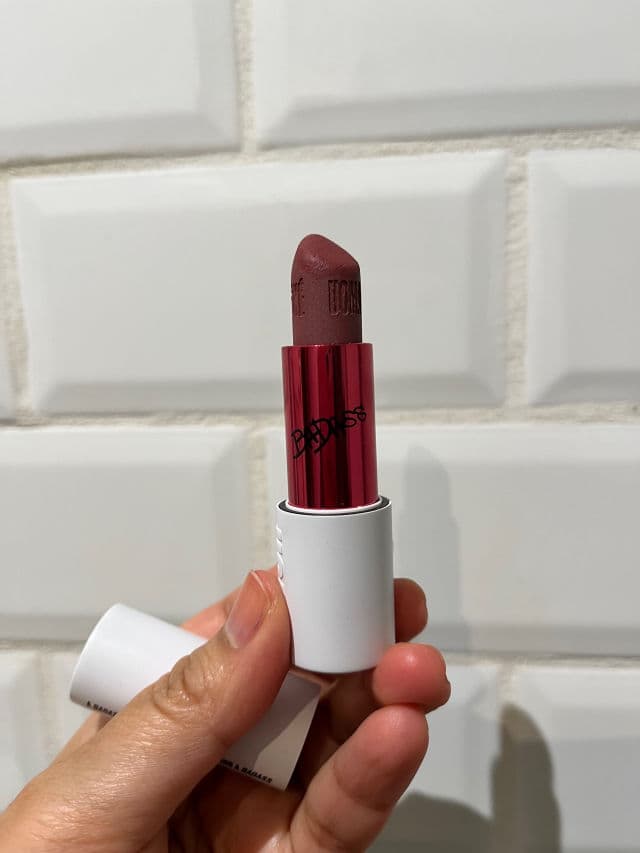 UOMA Beauty Sade review photo by Itscoco