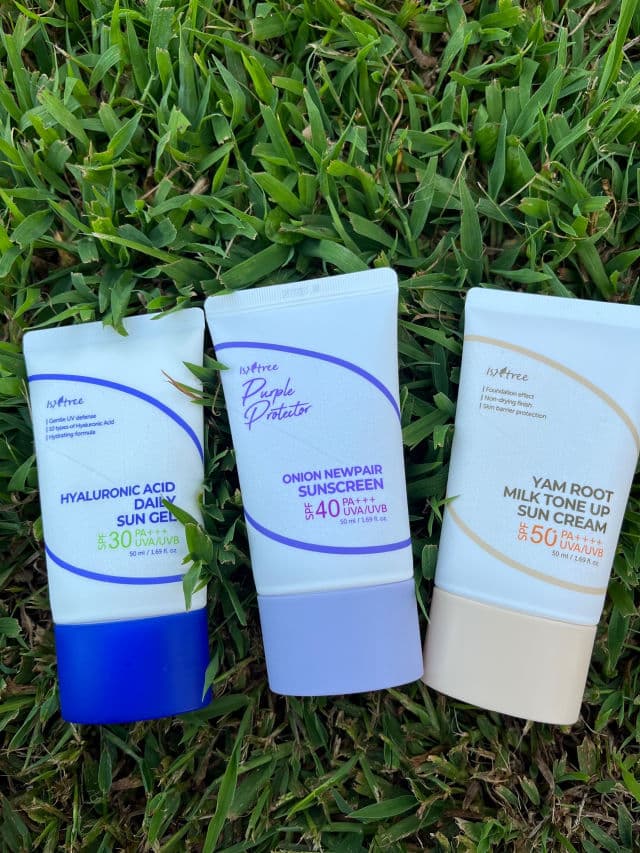 ISNTREE Onion Newpair Suncreen SPF40 PA+++ review photo by Browngirlinfrance