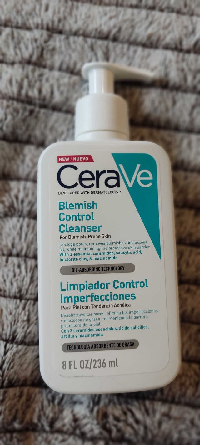 CeraVe Blemish Control Cleanser review photo by Noepuime