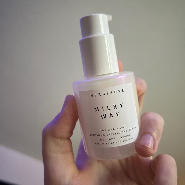 Herbivore Botanicals Milky Way 10% AHA + Oat Soothing Exfoliating Serum review photo by kaylathagemini