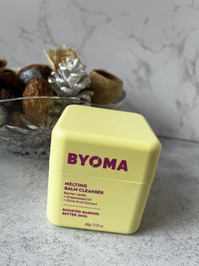 BYOMA Melting Balm Cleanser review photo by Minique
