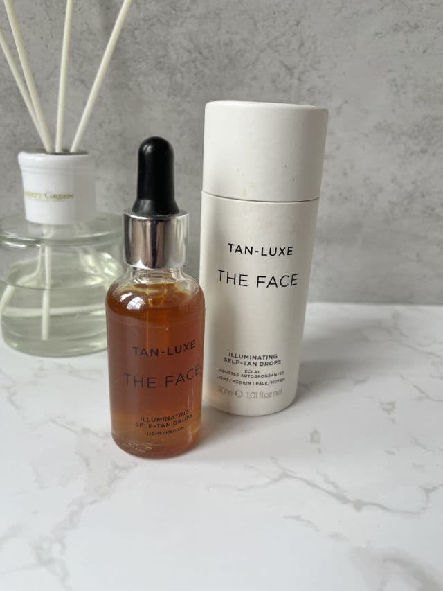 Tan-Luxe The Face review photo by Minique