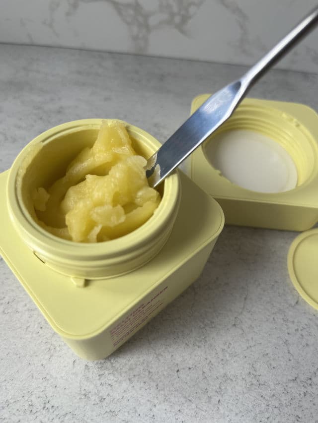 BYOMA Melting Balm Cleanser review photo by Minique