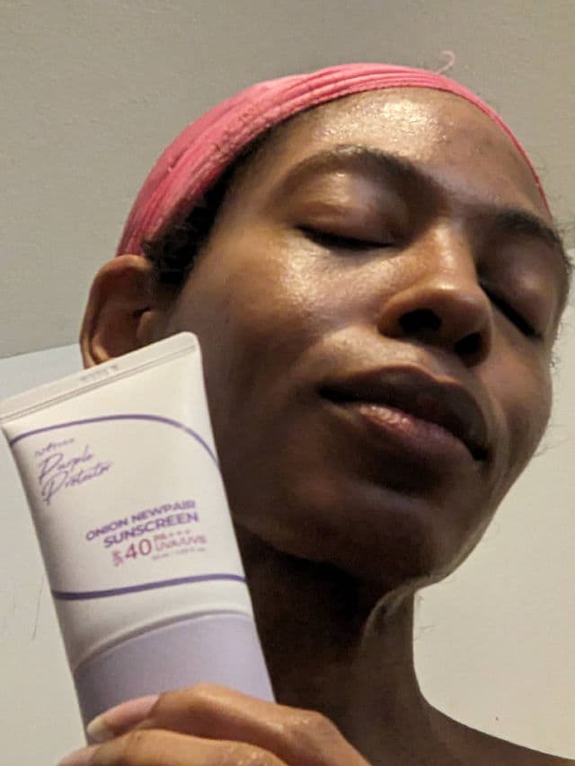 Onion Newpair Suncreen SPF40 PA+++ product review
