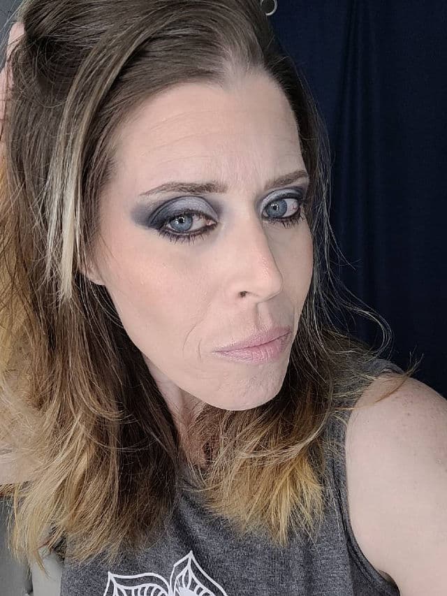 LYS Beauty Aim High Multi-Use Liquid Highlighter review photo by Rockinmomlife