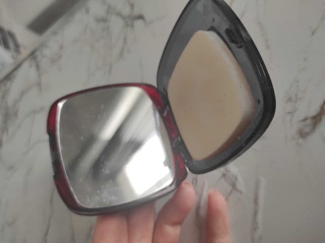 L'Oreal Paris Infallible 24H Fresh Wear Foundation in a Powder review photo by unalibradel93