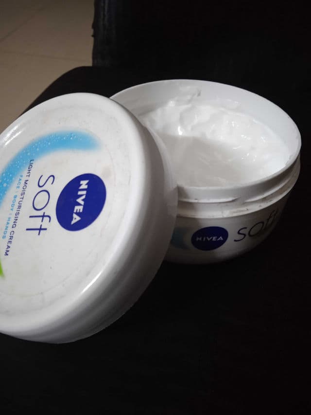 Nivea Soft Light Moisturizer review photo by Adya123