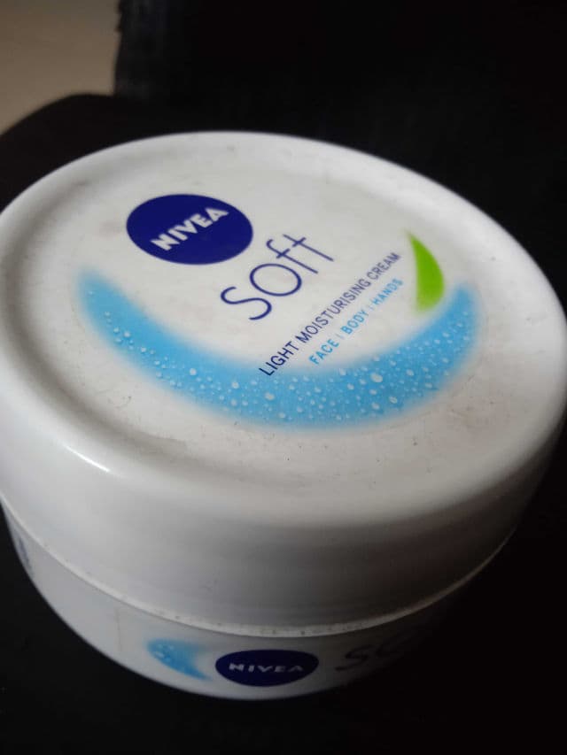 Nivea Soft Light Moisturizer review photo by Adya123