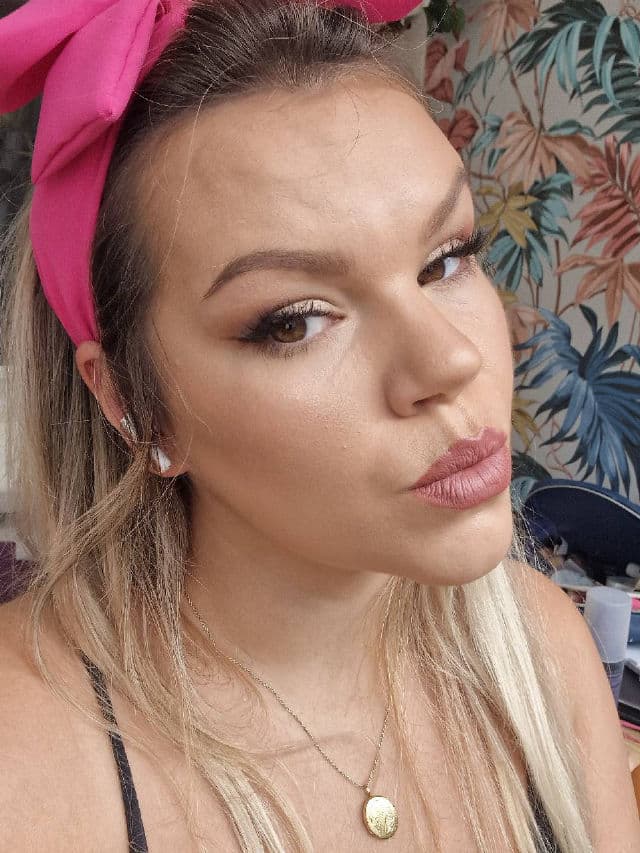 Charlotte Tilbury Luxury Palette - Pillow Talk review photo by TsvetiSp