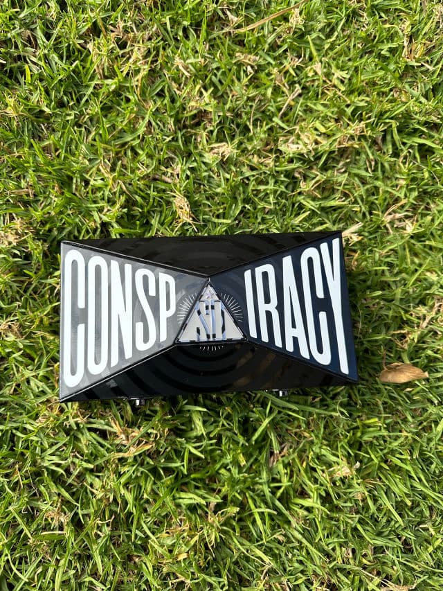 Jeffree Star Cosmetics Conspiracy Palette review photo by mybeautykarma
