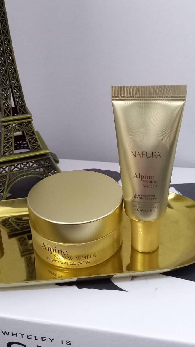 Nafura Alpine Snow White Moisturiser review photo by nrsollehan