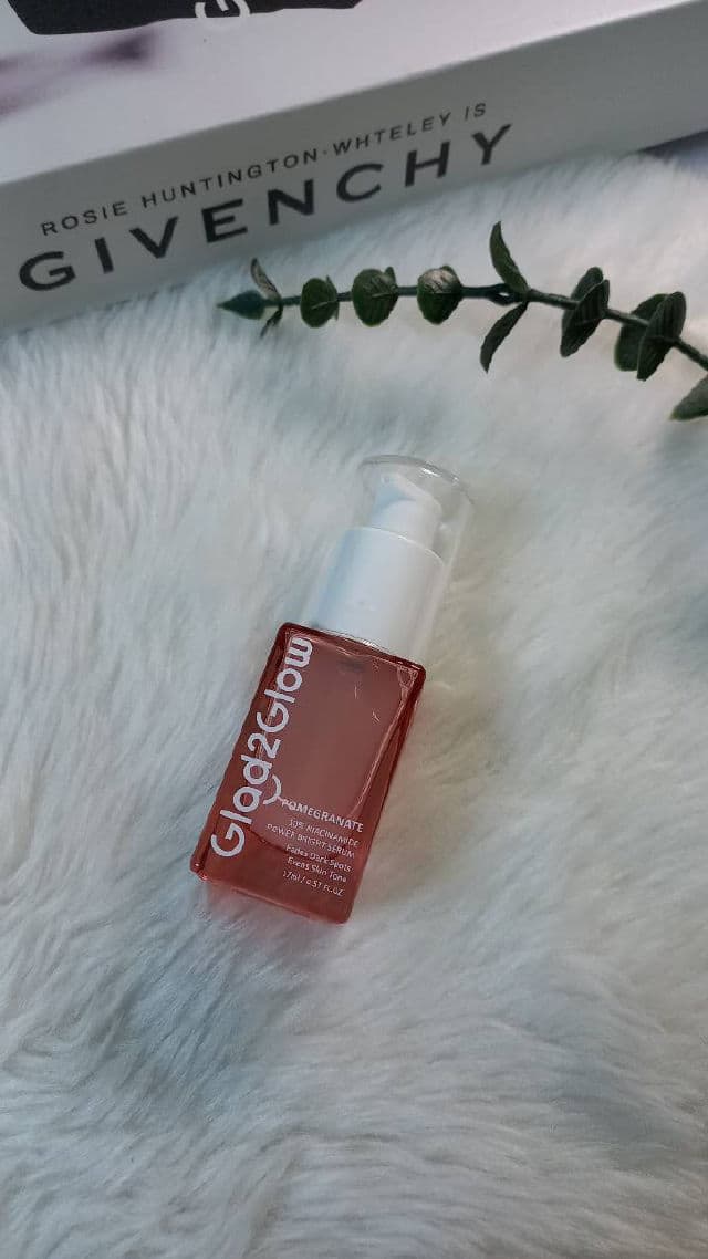 Glad2Glow Pomegranate 10% Niacinamide Power Bright Serum review photo by nrsollehan