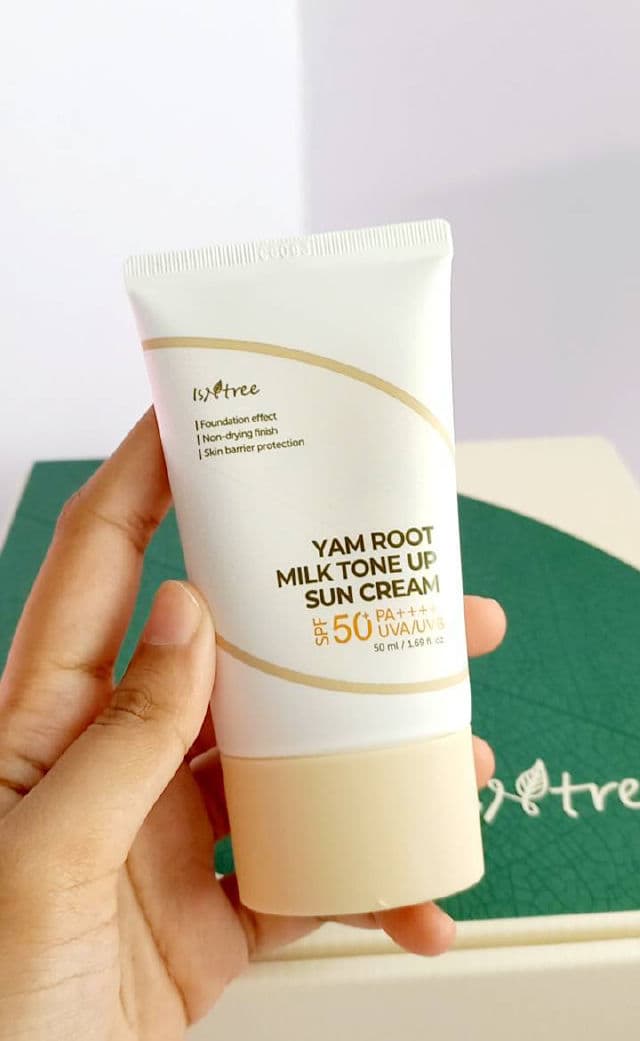 ISNTREE Yam Root Milk Tone Up Sun Cream SPF50+ PA++++ review photo by nrsollehan