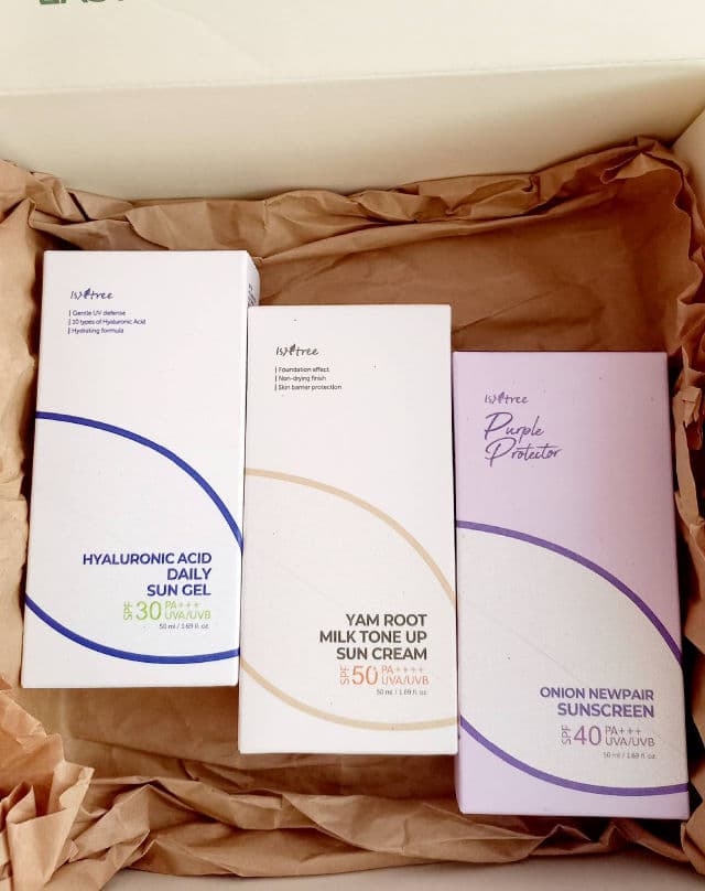 ISNTREE Hyaluronic Acid Daily Sun Gel SPF30 PA+++ review photo by nrsollehan