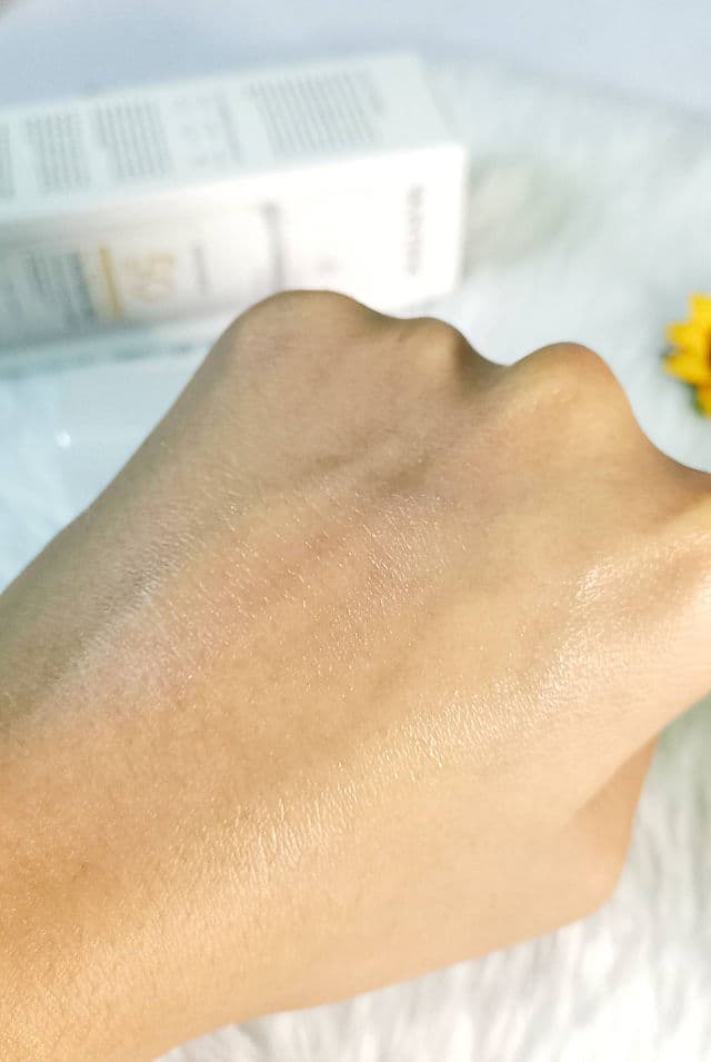 Skintific All Day Light Sunscreen Mist SPF 50+ PA++++ review photo by nrsollehan