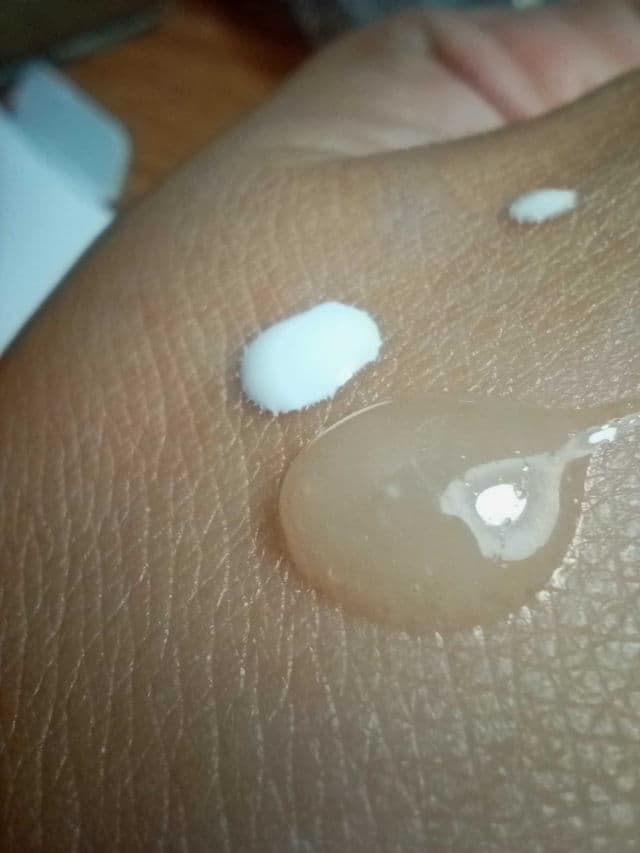 Some By Mi V10 Hyal Hydra Capsule Sunscreen SPF50+ PA++++ review photo by easyskincare