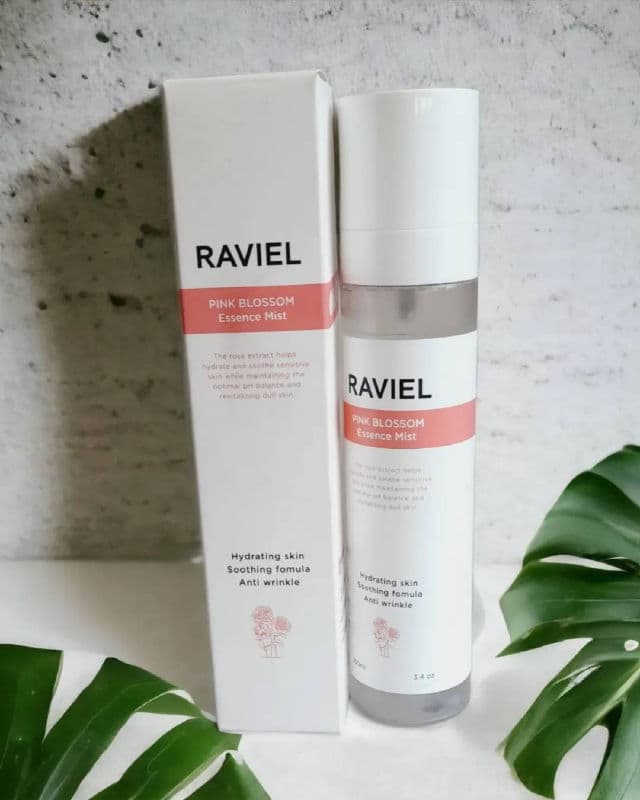 RAVIEL Pink Blossom Essence Mist review photo by skincareblogg1