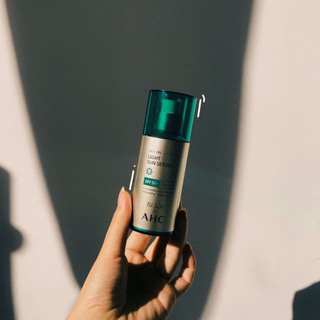 AHC Safe On Light Sun Serum SPF 50+ PA++++ review photo by Cxy