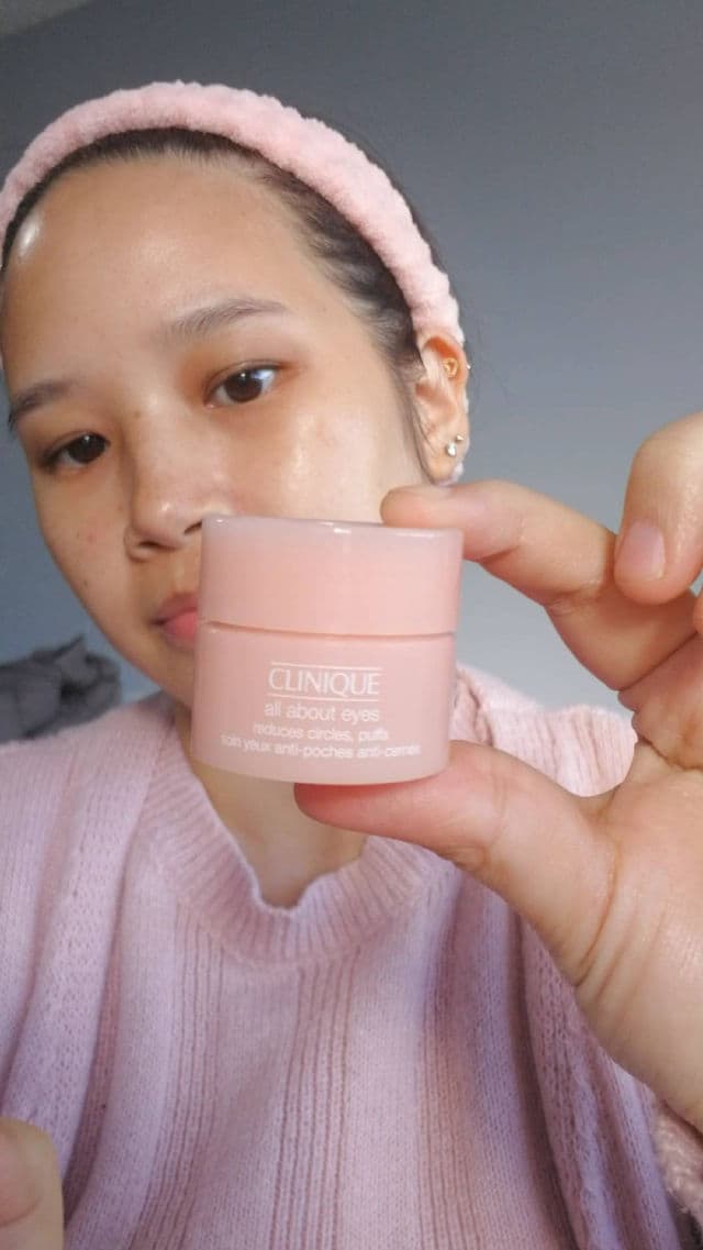 Clinique All About Eyes review photo by Elise Katrina