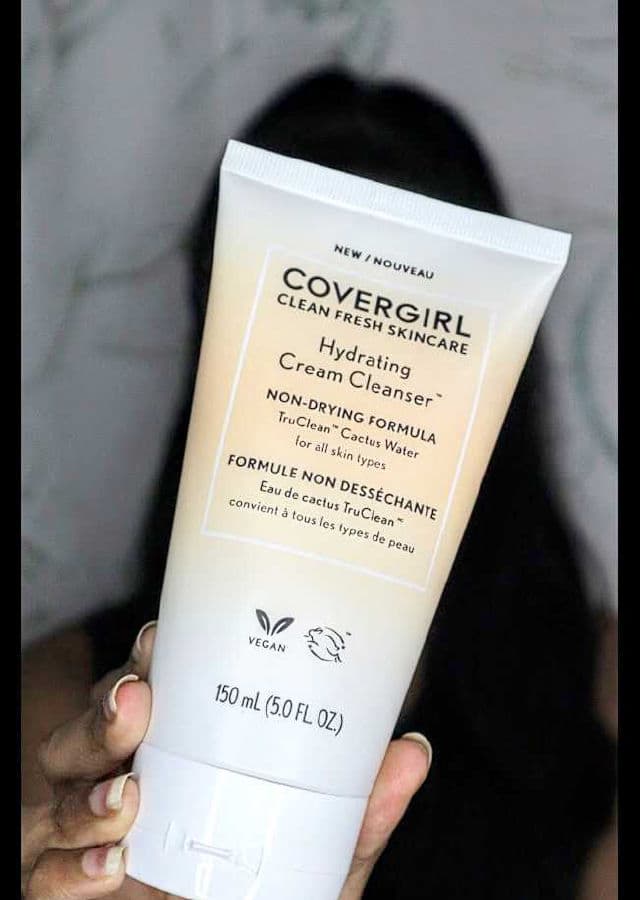 CoverGirl Clean Fresh Hydrating Cream Cleanser review photo by Alyjo